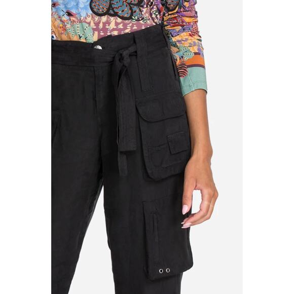 Pete & Greta by Johnny Was Black Belted Hailey Cargo Pant NWT Size 6 - Picture 2 of 8
